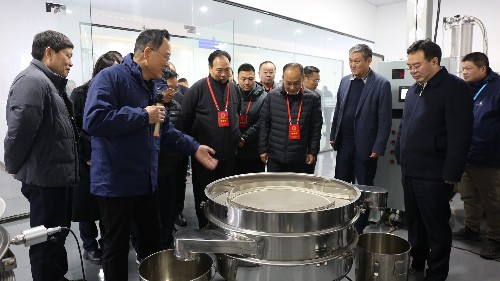 热烈欢迎驻卫辉新乡市人大代表莅临蜜桃成人网色情机械视察工作